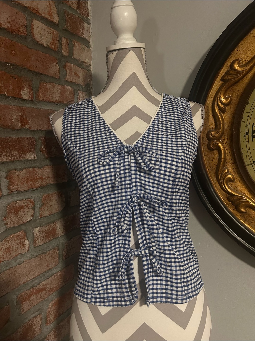 Popular 21 • Gingham Tie-Up Top